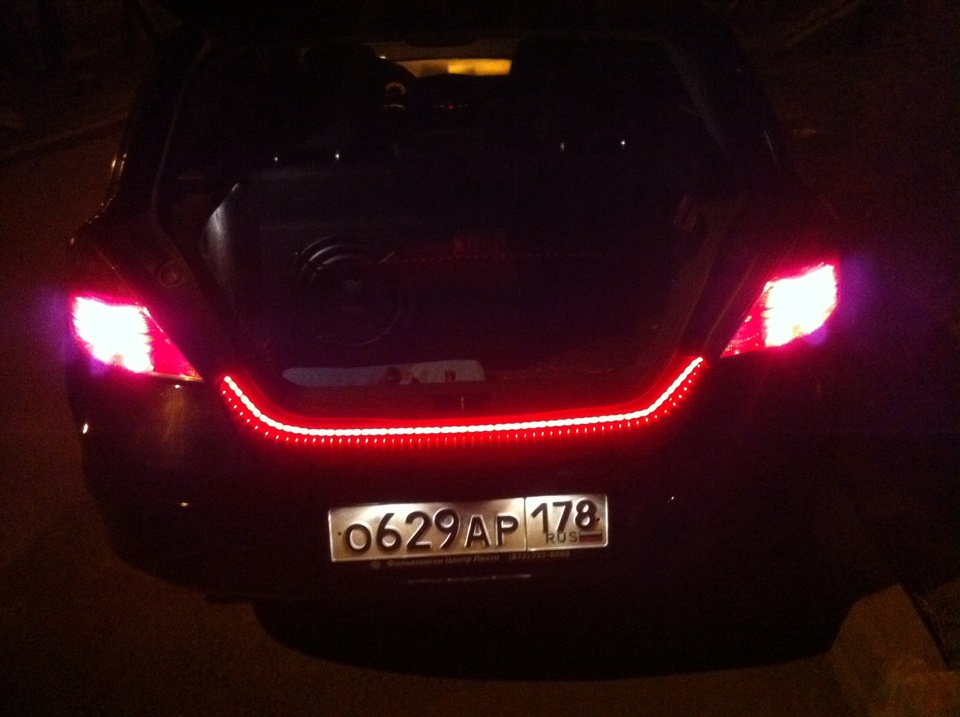 лампа стоп сигнала опель астра 2008. 2. опель астра габаритные огни. дополнительные габаритные огни. габаритные огни и стоп сигнал.