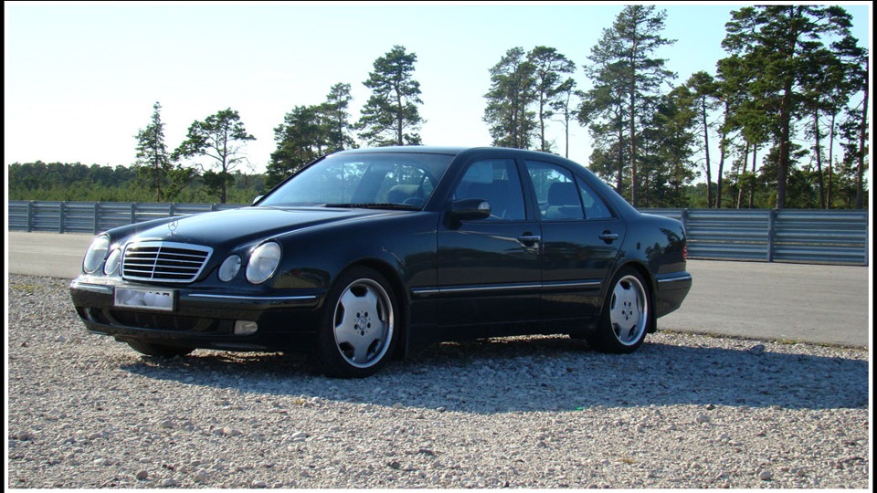 Mercedes Benz w210 1998