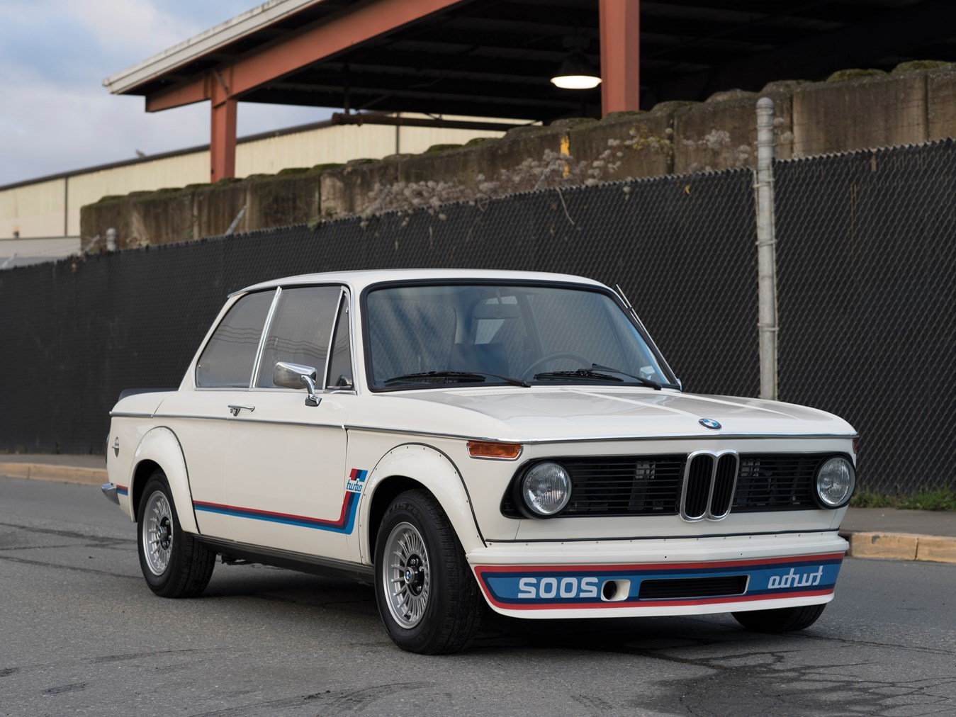 BMW 2002 e10 Black