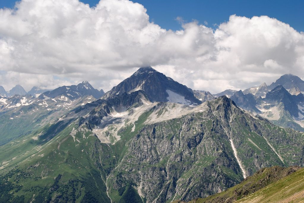 Лучше гор только горы