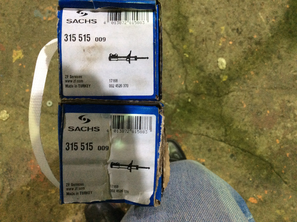 Хотя бы честно указывают страну производителя, а не как обычно ЕС и все ) — Ford Focus Hatchback III. Запчасти на фото: 315515