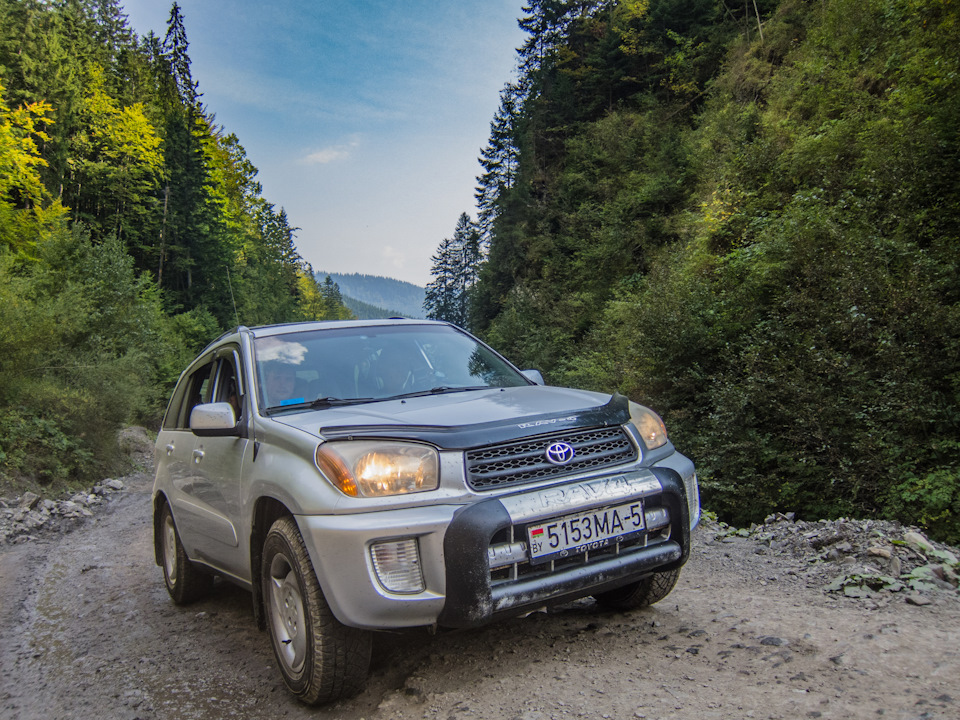 Фото в бортжурнале Toyota RAV4 (II)