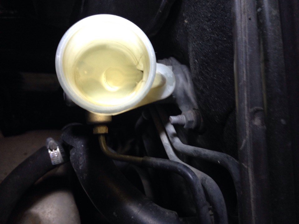 Замена жидкости в сцеплении — Toyota Chaser (80), 2 л, 1989 года ...