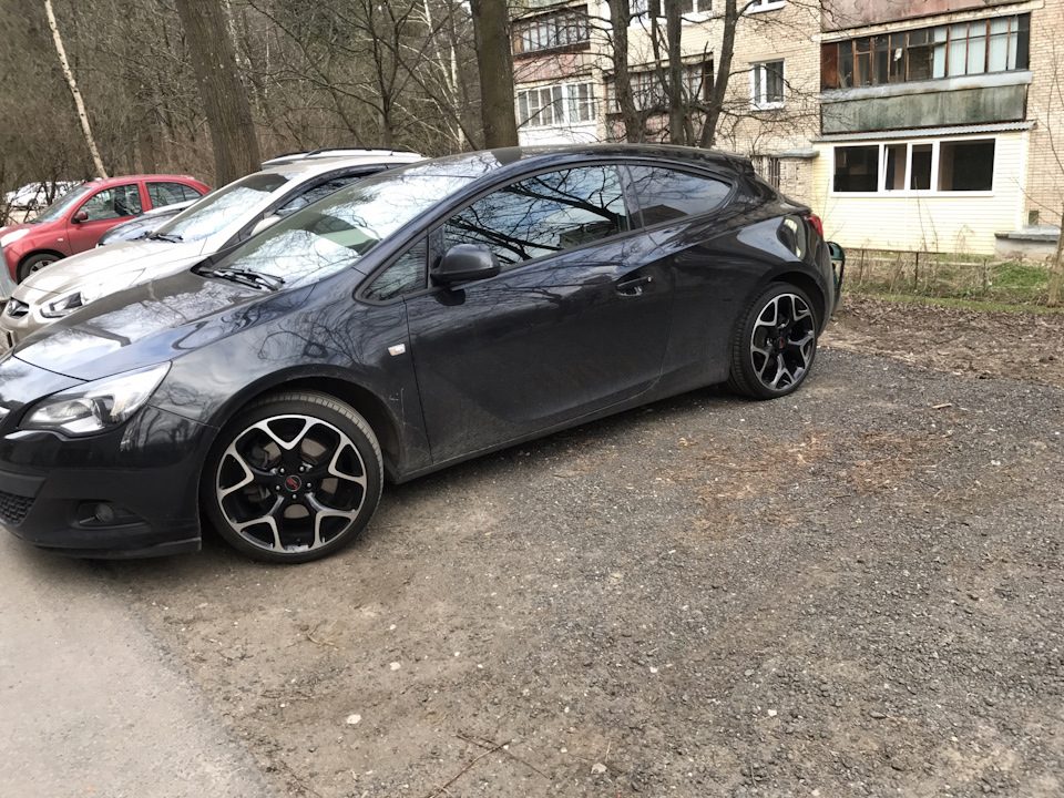 Opel Astra j диски r18