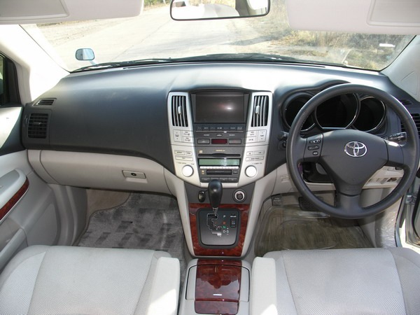 Toyota Harrier 2001 салон