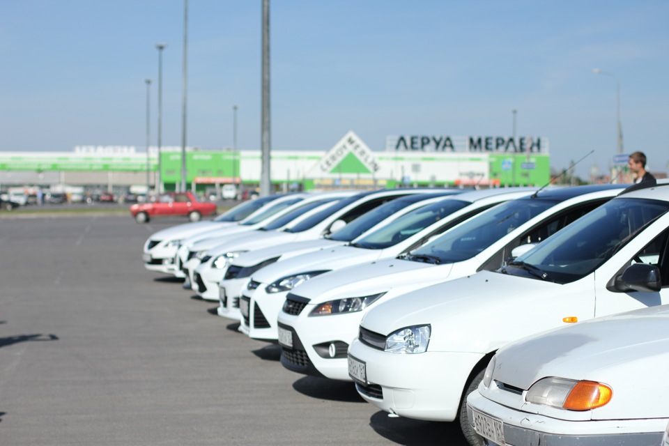 АВТОБЕЛ. Авто драйв с пробегом Санкт-Петербург. АВТОБЕЛ Хабаровск интернет магазин. Как продать машину White Russian.