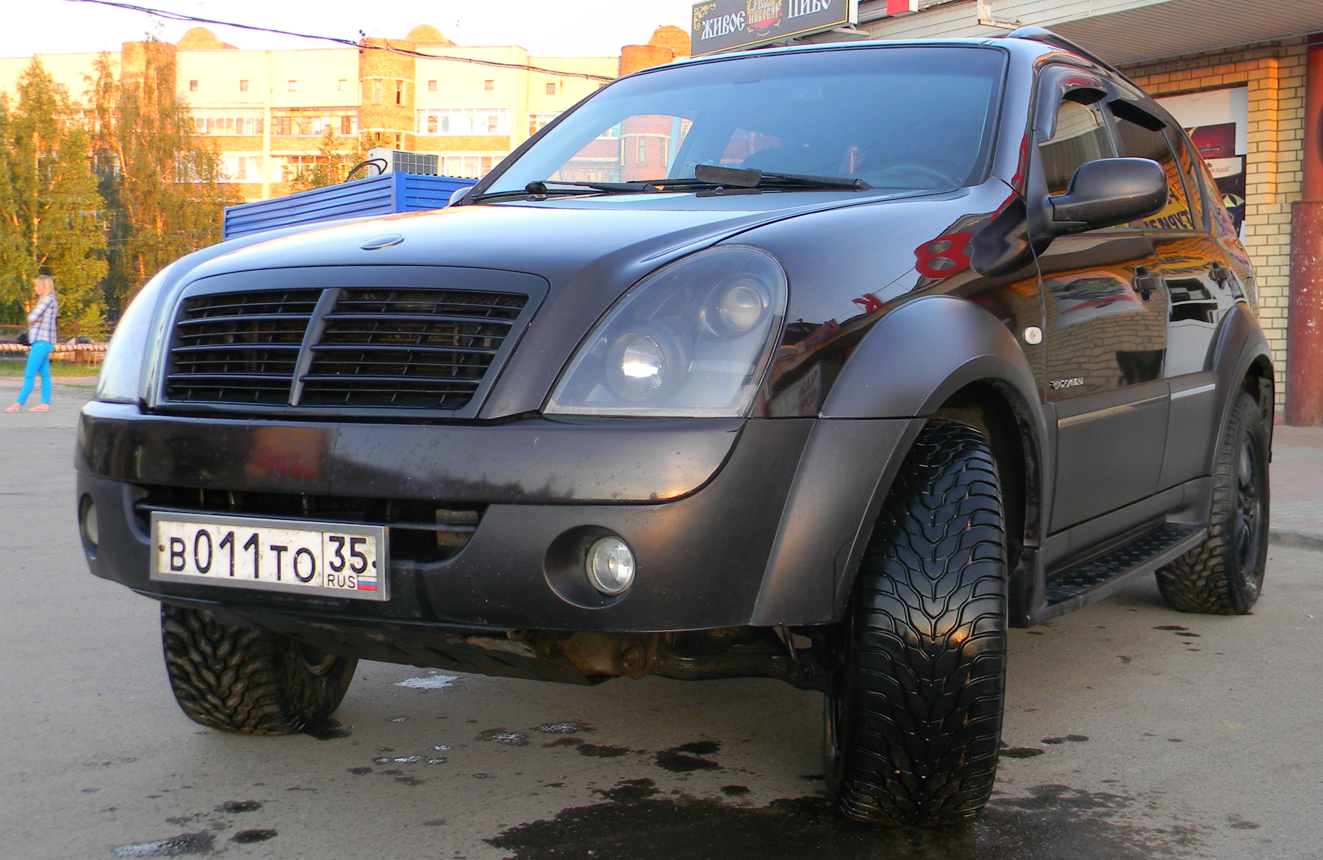 Саньенг рекстон колеса. Лифт подвески SSANGYONG Rexton 2. 285/65 R18 на Рекстон. 285/60 R18 SSANGYONG Rexton 2. Лифт Санг енг Рекстон 2.