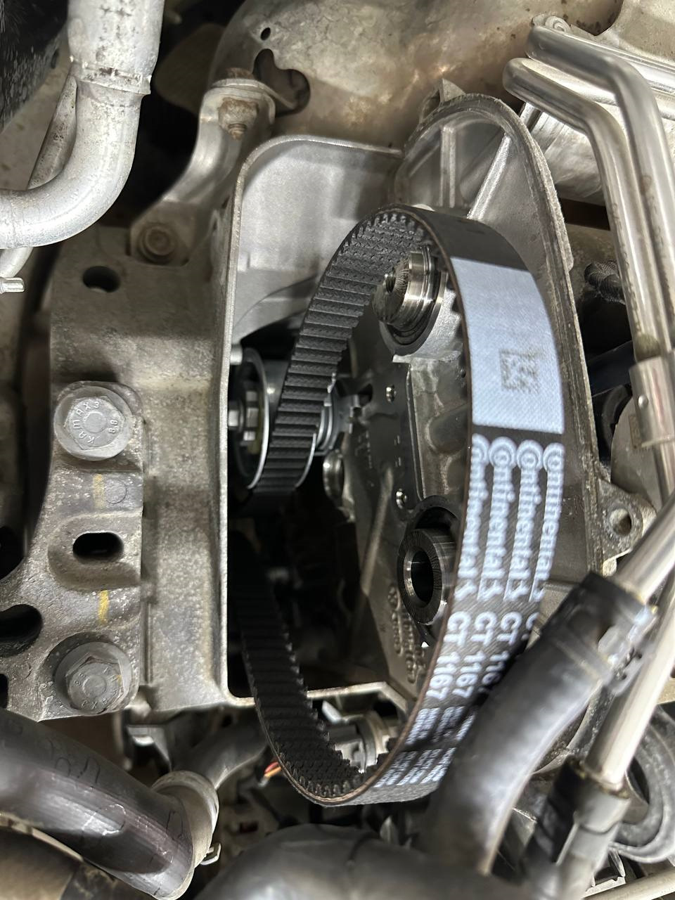 35. Замена помпы и ГРМ — Skoda Octavia A7 Mk3, 1,2 л, 2014 года ...