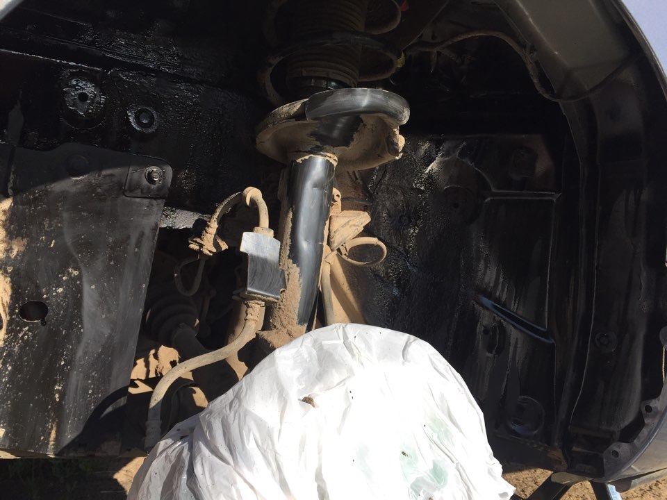 передние локеры+обновка дворников — Mazda 3 (1G), 1,6 л., 2008 года ...