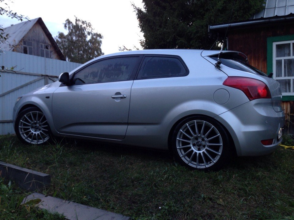 Kia Pro Ceed ed r17