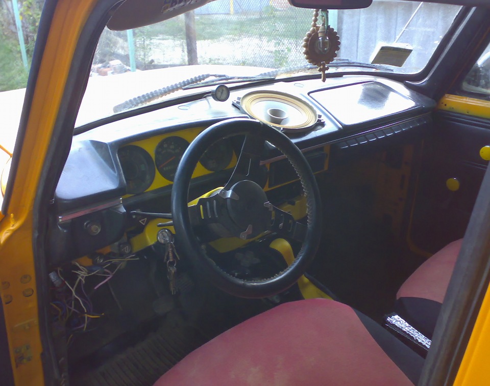 Салон и под капотом — ИЖ Москвич 412, 1,5 л, 1980 года | аксессуары ...