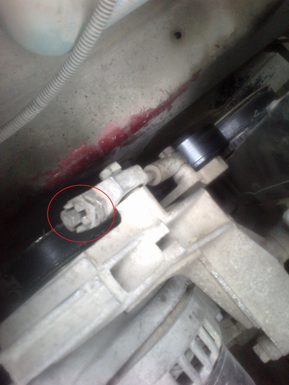 Замена ремня генератора — Lada Калина седан, 1,6 л, 2006 года | своими ...