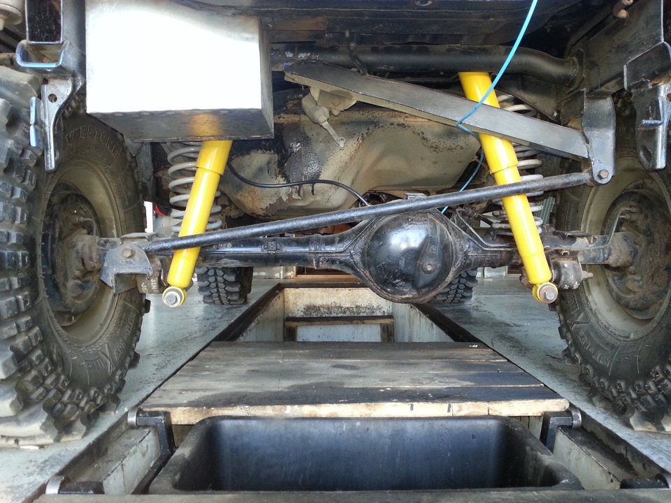 Приводим в порядок заднюю тягу панара и делаем площадку под лебедку ...