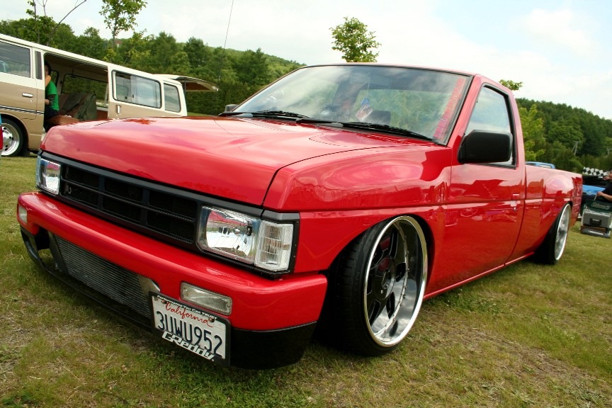 Datsun d21 stance