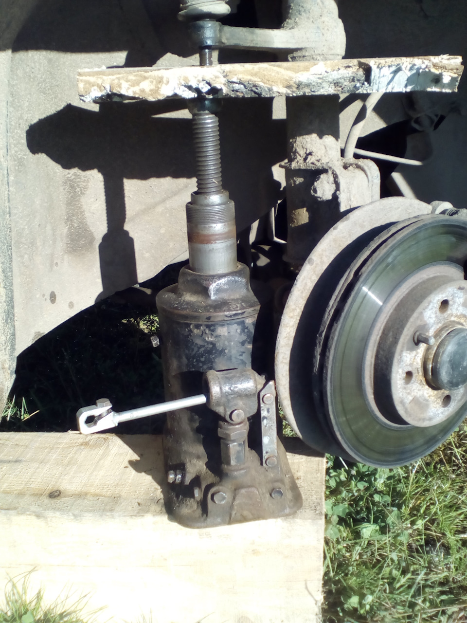 Фото в бортжурнале Lada Granta