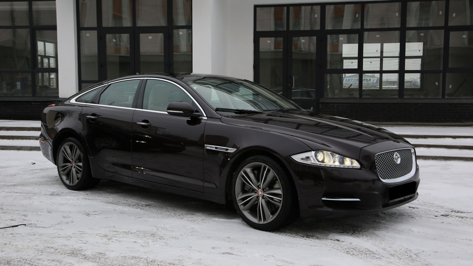 Jaguar XJ Mark 4