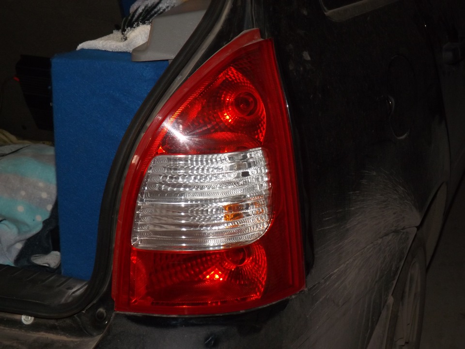 Уникальные задние фонари! — Lada Калина Универсал (1G), 1,6 л, 2012 ...