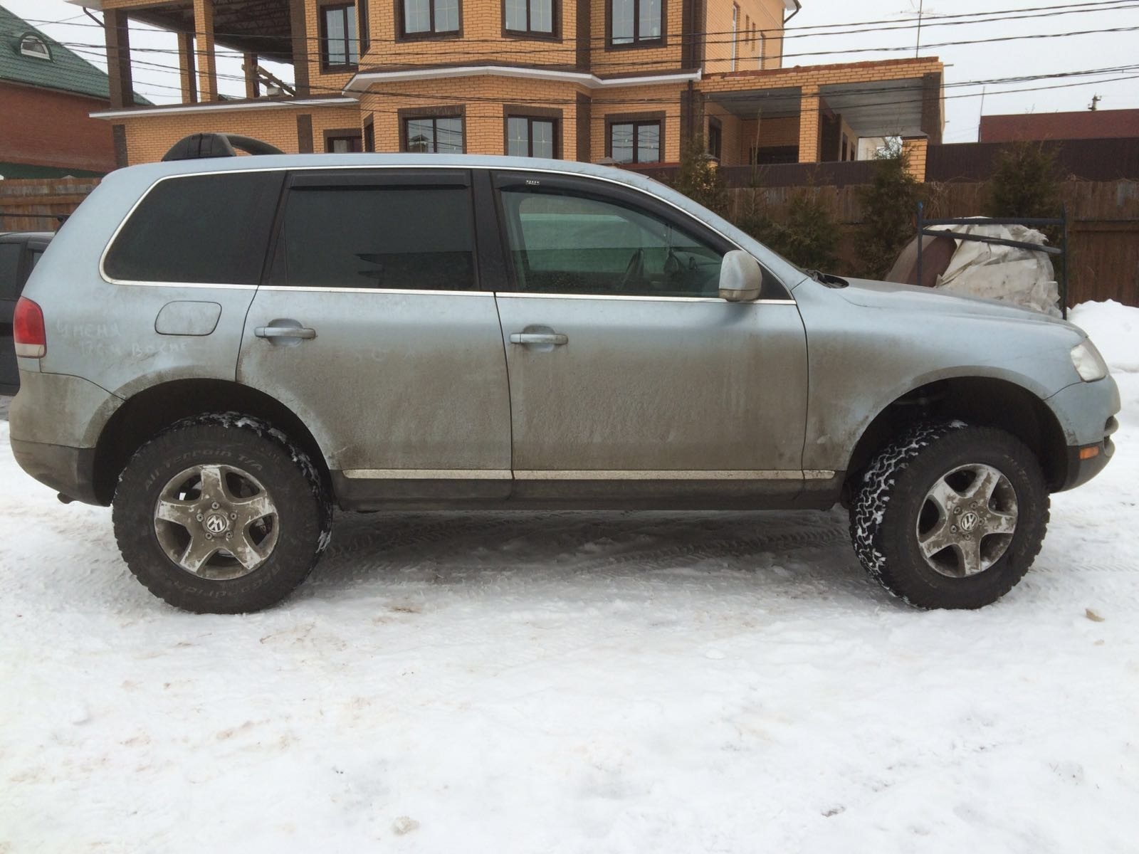 Туарег на пружинах. Лифт подвески Туарег 1. Лофт подвески порш Кайен. Porsche Cayenne Lift Kit. Volkswagen Touareg лифт подвески.