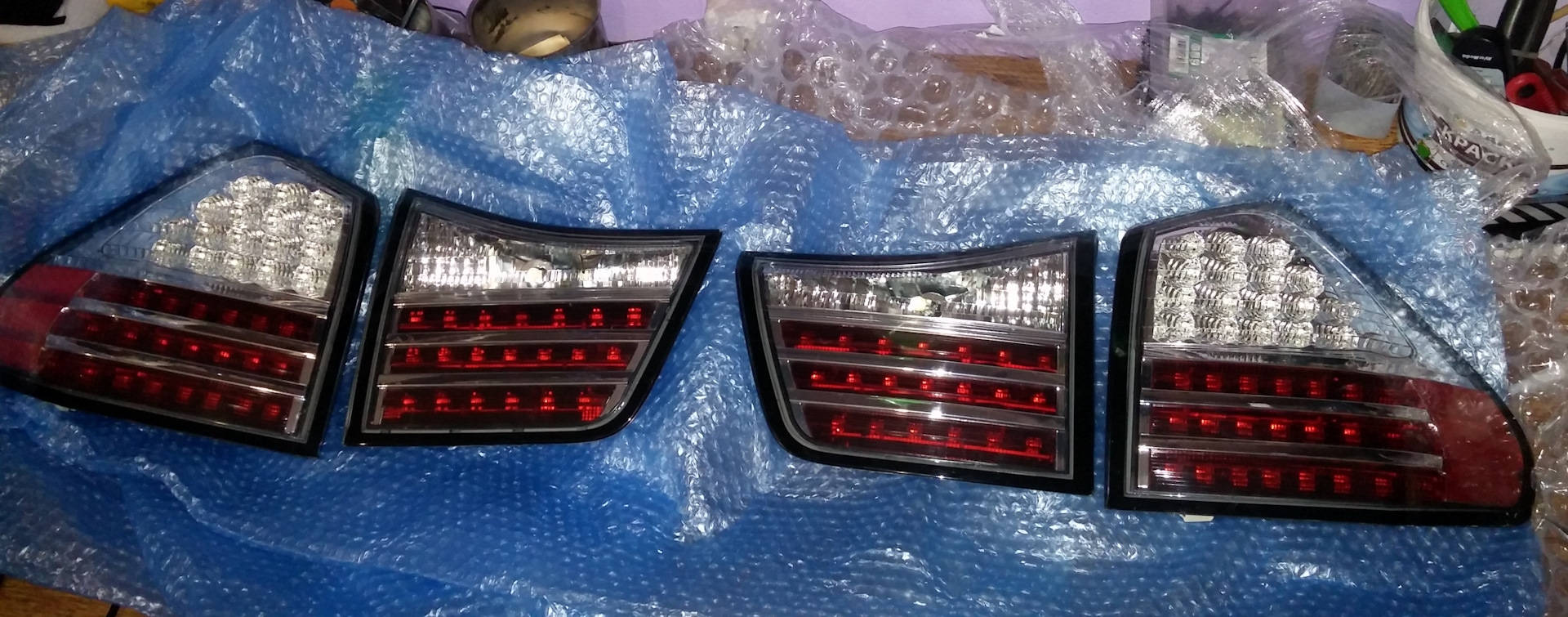 Стоп сигналы харриер 30. Задние фонари тойота харриер. Стоп сигналы лексус. Lexus rx300 задние фонари. Задняя оптика харриер 2.