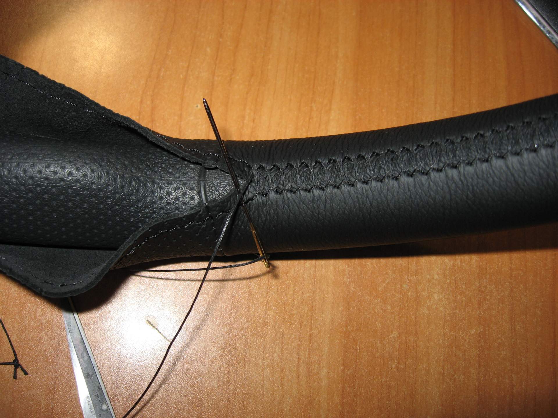 Кожаная оплетка со шнуровкой