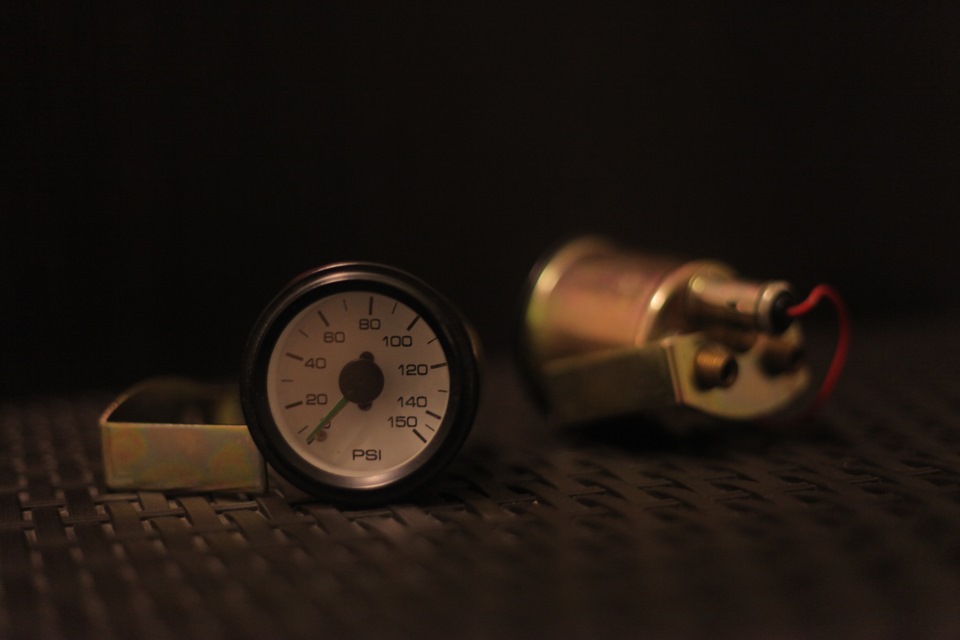 Продаю стойки с подиумами и манометрами на Аккорд 7 — Honda Civic ...