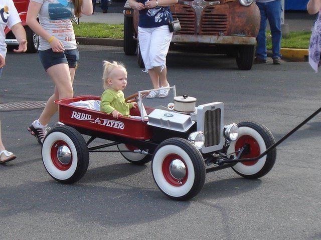 Педальный автомобиль хот род