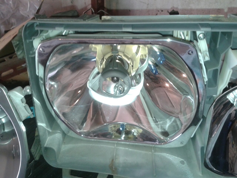 Попытки восстановить отражатель…( результатом не доволен!) — Mercedes ...