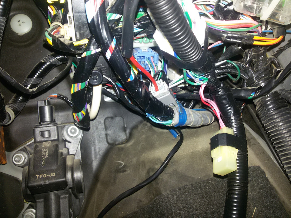 Установка порожков — Honda Freed (1G), 1,5 л, 2010 года | тюнинг | DRIVE2