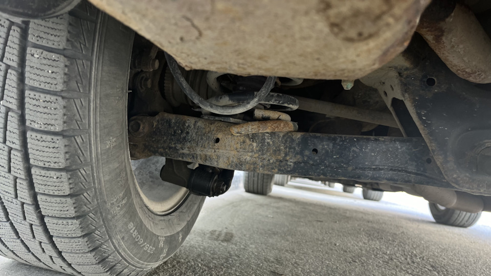 Замена задних пружин и рулевых тяг с наконечниками — Hyundai Santa Fe ...