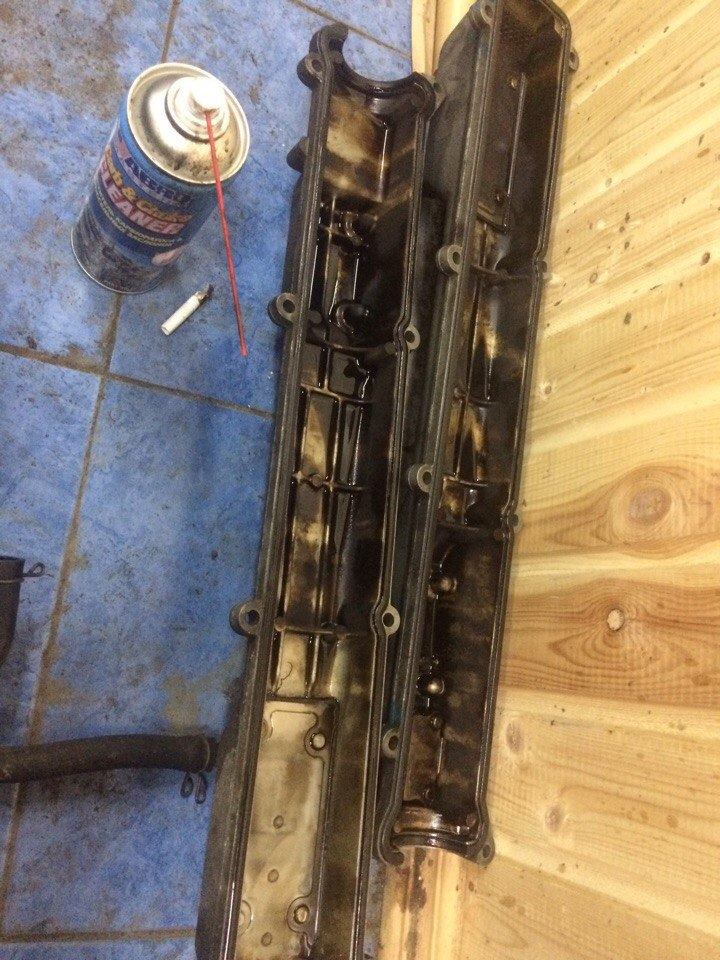 Замена прокладок клапанных крышек и чистка свечных колодцев. — Toyota ...