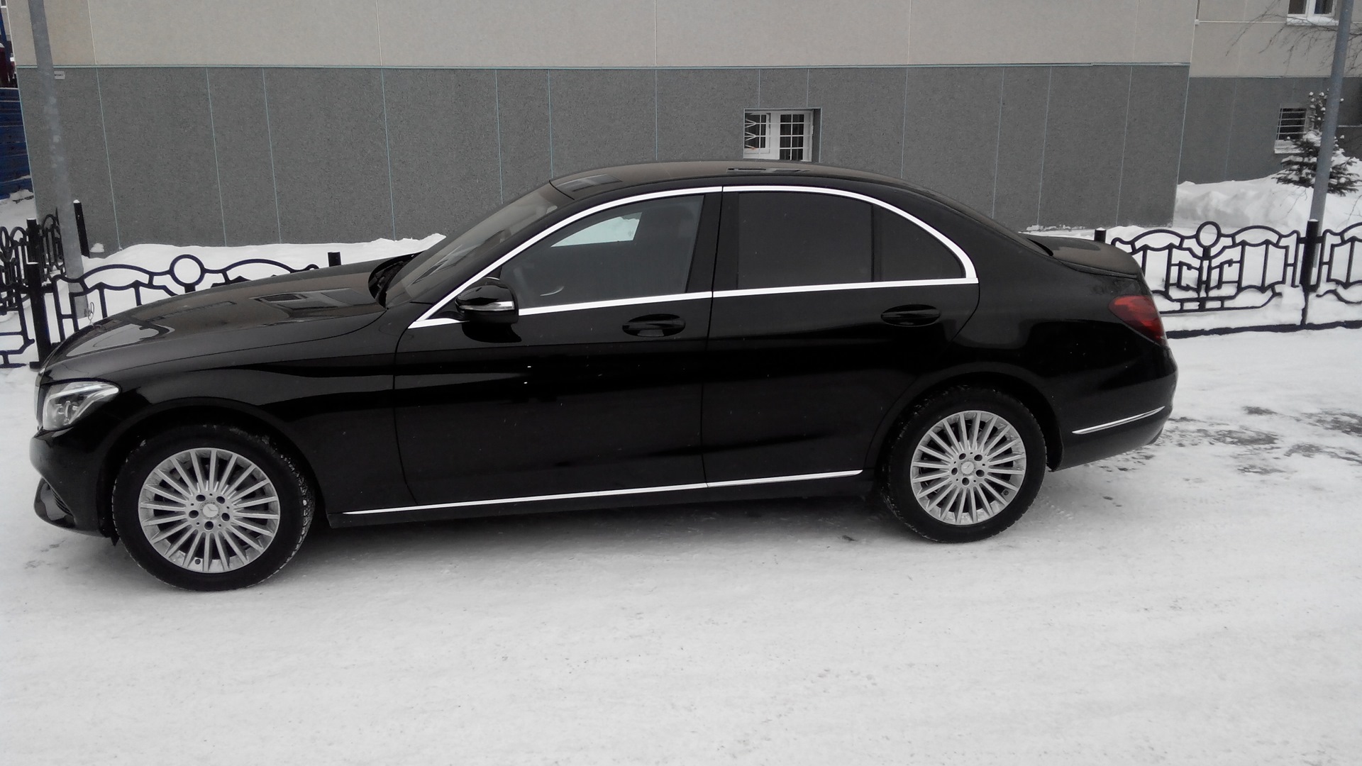 Mercedes-Benz C-class (W205) 1.6 бензиновый 2014 | iPhone в мире Авто. на  DRIVE2