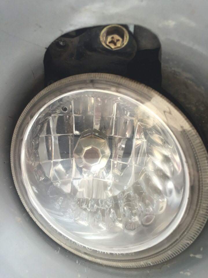 Запотевания ПТФ — Subaru Forester (SG), 2,5 л, 2005 года | своими ...