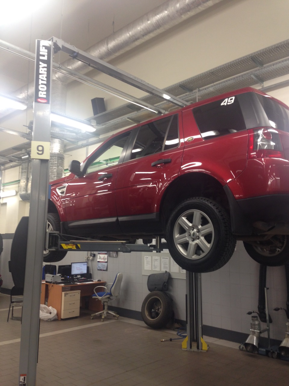 Шум под капотом — Land Rover Freelander 2, 2,2 л., 2008 года | визит на ...