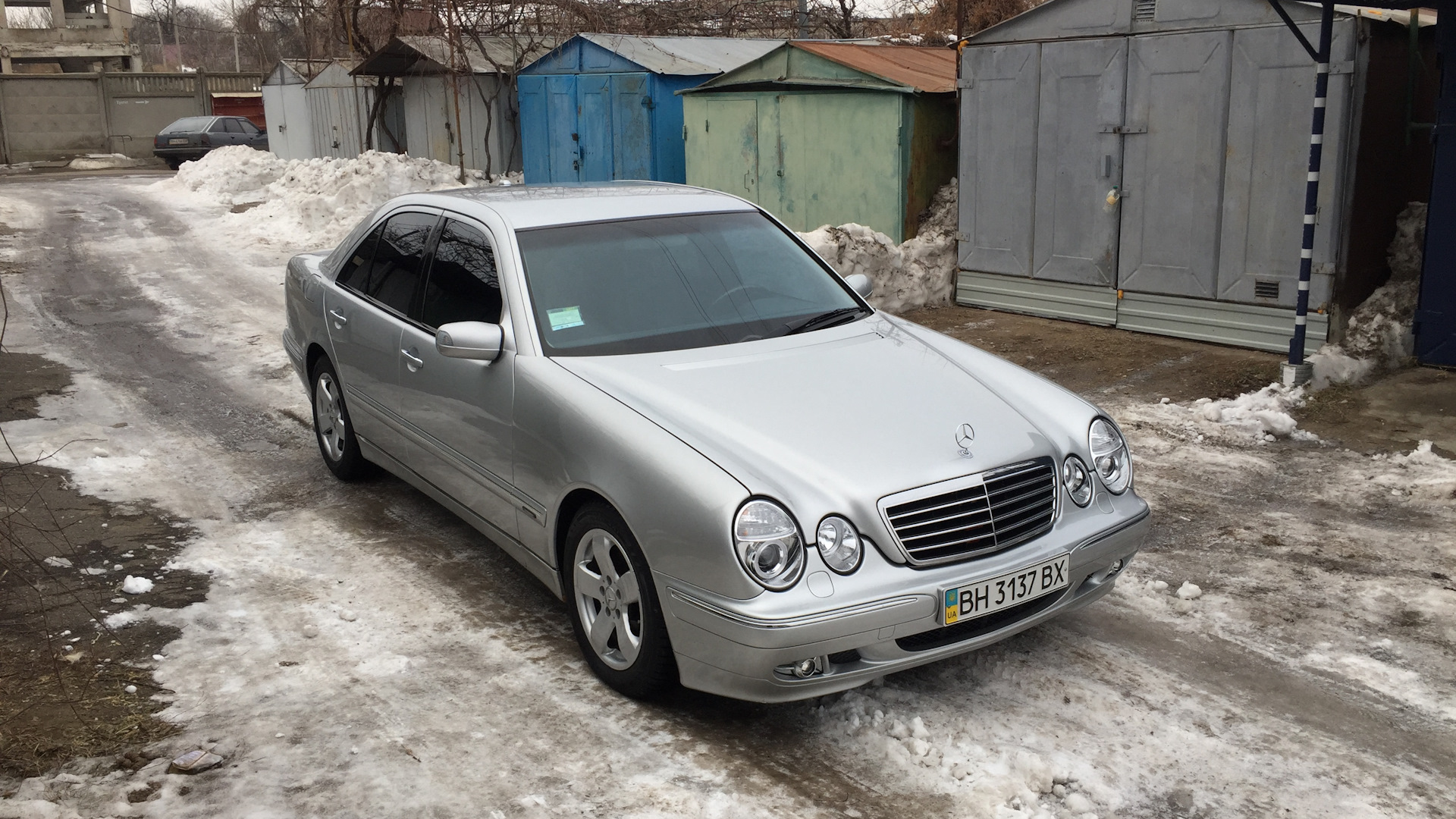 Mercedes-Benz E-class (W210) 2.4 бензиновый 2000 | 2.4 m112 6ст. мех на  DRIVE2