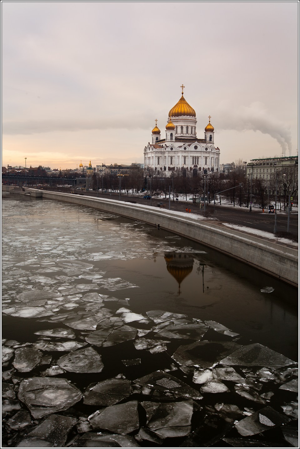 февральская москва