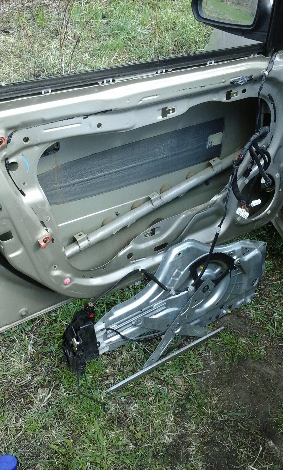 5351796s 960 Как открыть машину без ключа хендай элантра