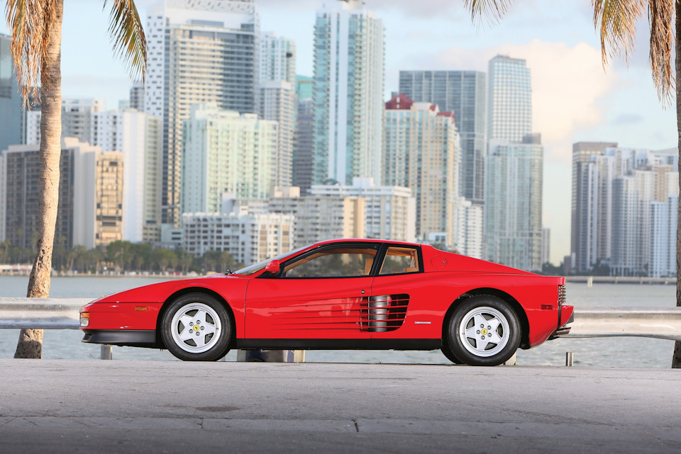 ferrari testarossa 1989