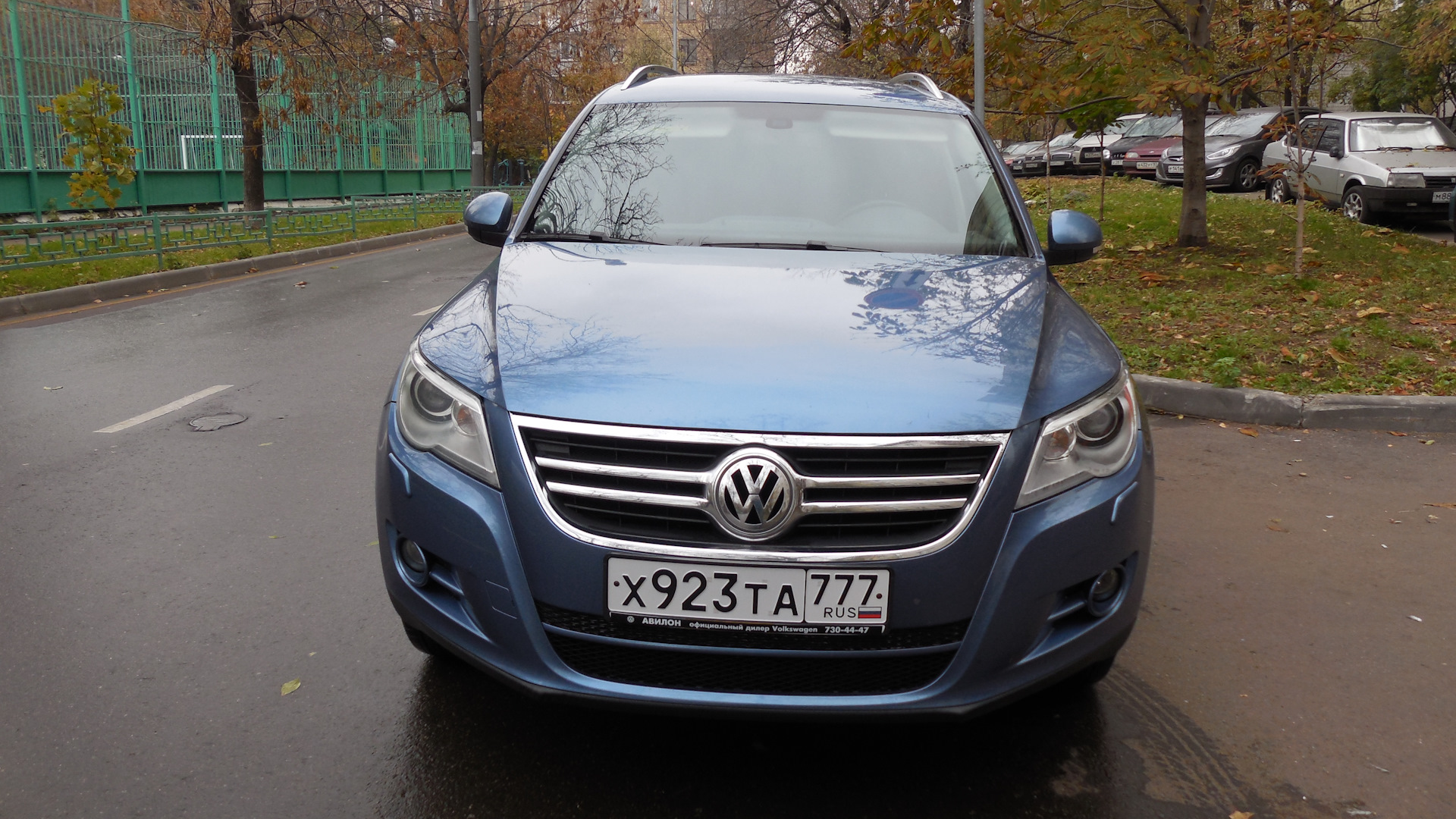 Фольксваген тигуан 2011 2.0. Машина Volkswagen Tiguan 2011 год спидометр.