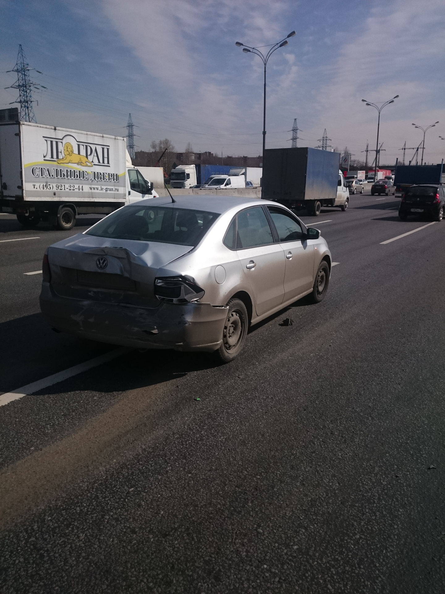 Пост о том, почему не нужно садиться за руль уставшим… — Volkswagen Polo  Sedan, 1,6 л, 2015 года | ДТП | DRIVE2