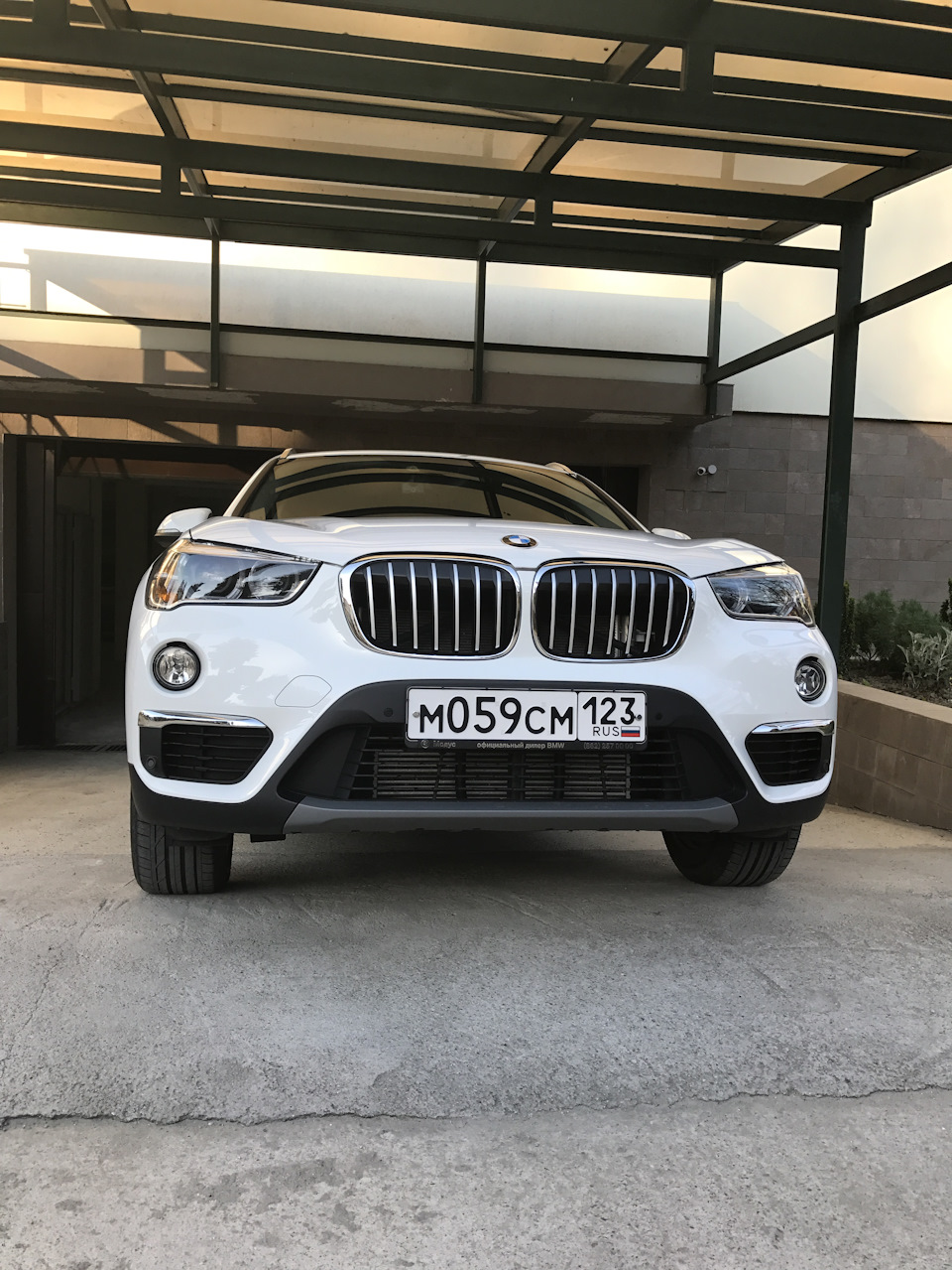 Облицовка нижней части бампера X-Line — BMW X1 (F48), 2 л, 2016 года |  стайлинг | DRIVE2