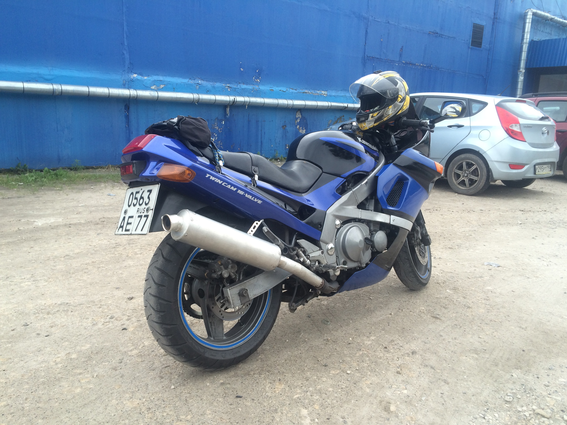 Kawasaki zzr 400 1. ZZR 400 1. Кавасаки ZZR 400 1. Кавасаки ЗЗР 400 1. ЗЗР 400 1.