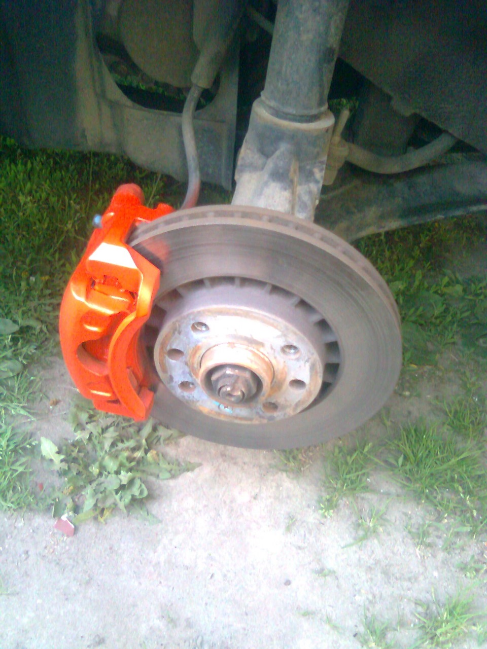 Суппорта в красный цвет! — Daewoo Nexia (N150), 1,5 л, 2011 года ...