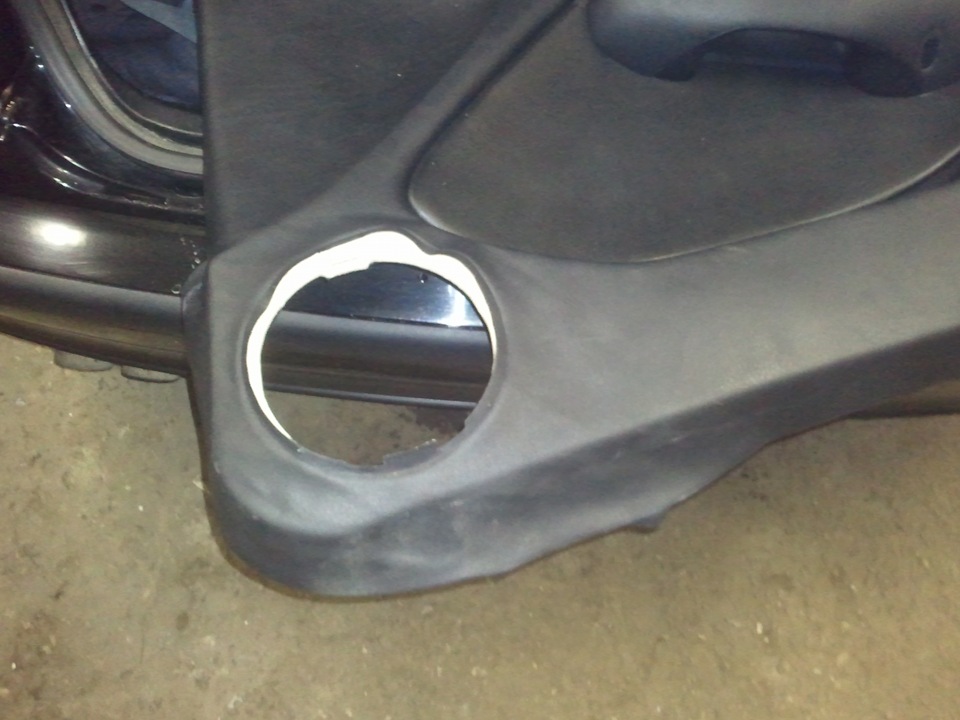 динамики в переднюю дверь BMW e46