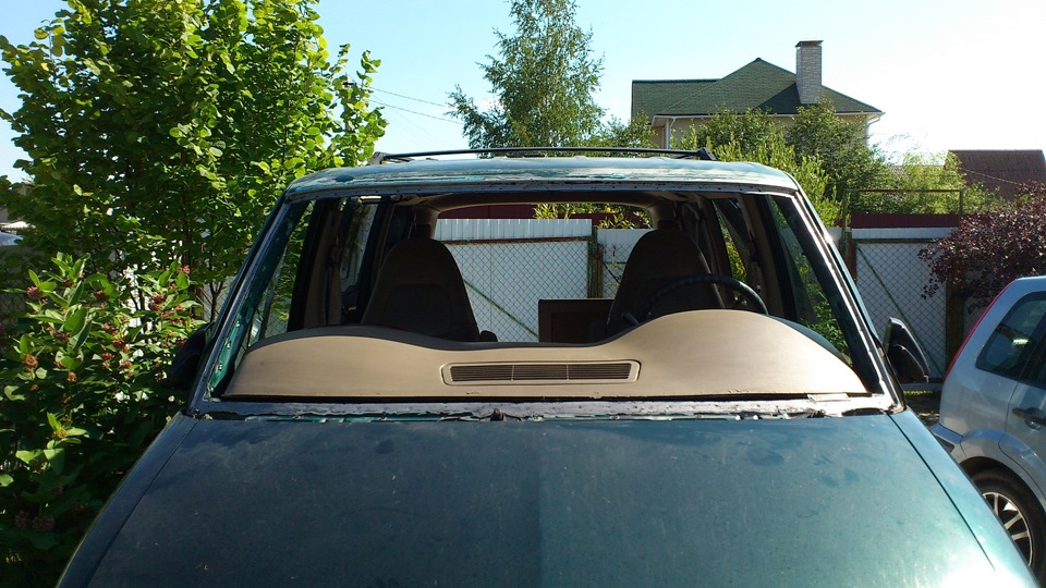 Переклейка лобового стекла. — GMC Safari, 4,3 л, 1998 года | своими ...