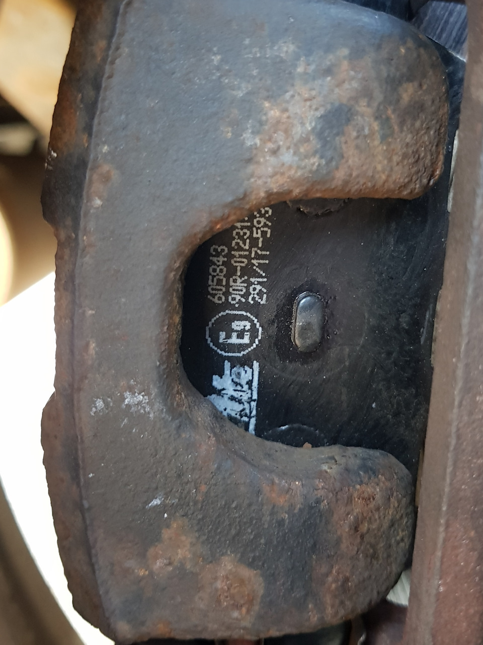 Сменил тормозные колодки и жидкость — Nissan Qashqai (1G), 2 л, 2010 ...