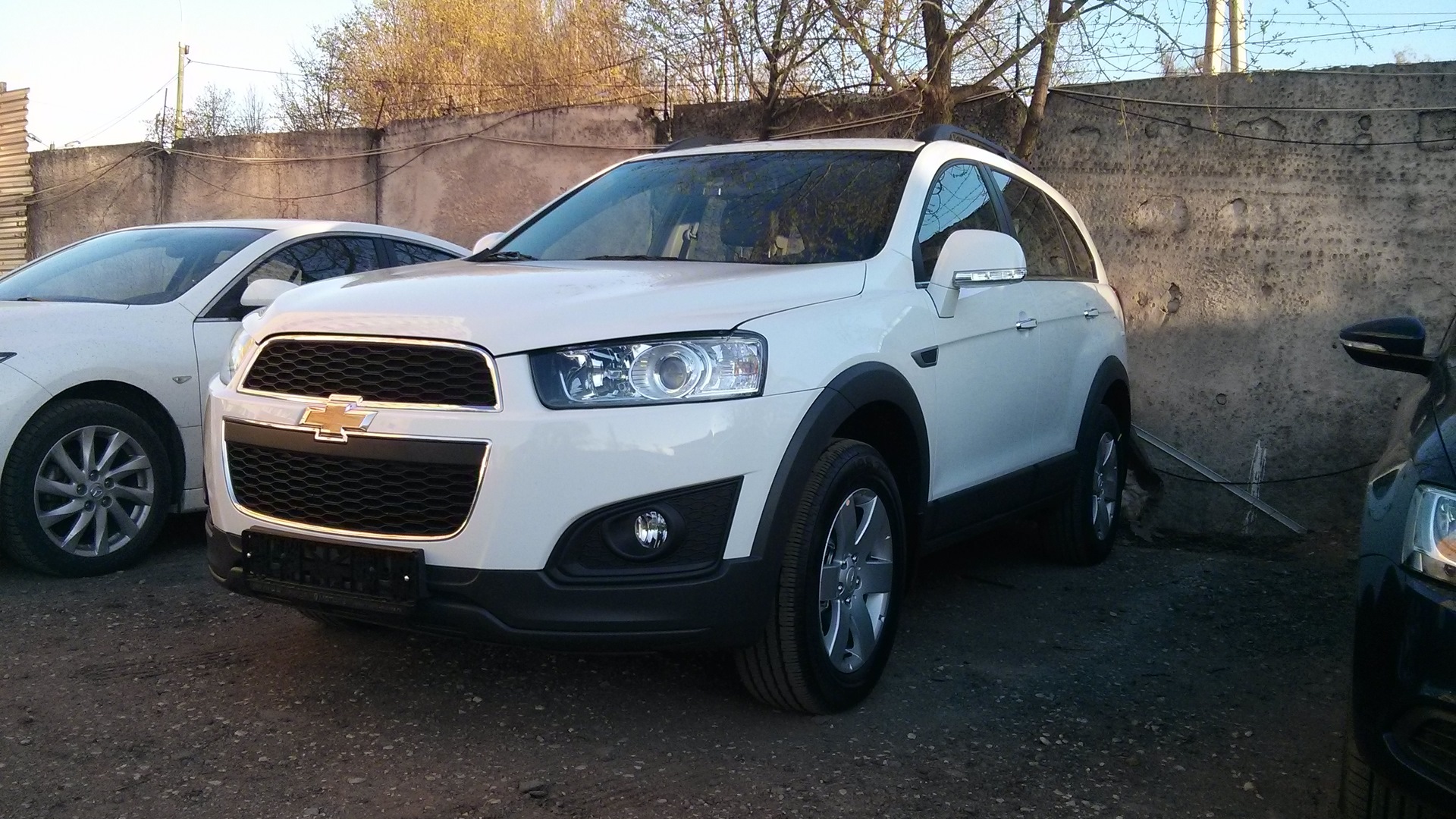 Captiva отзывы. Каптива 1. Chevrolet Captiva 2018-2024. Шевроле Каптива 2014 зимой. Шины Шевроле Каптива.