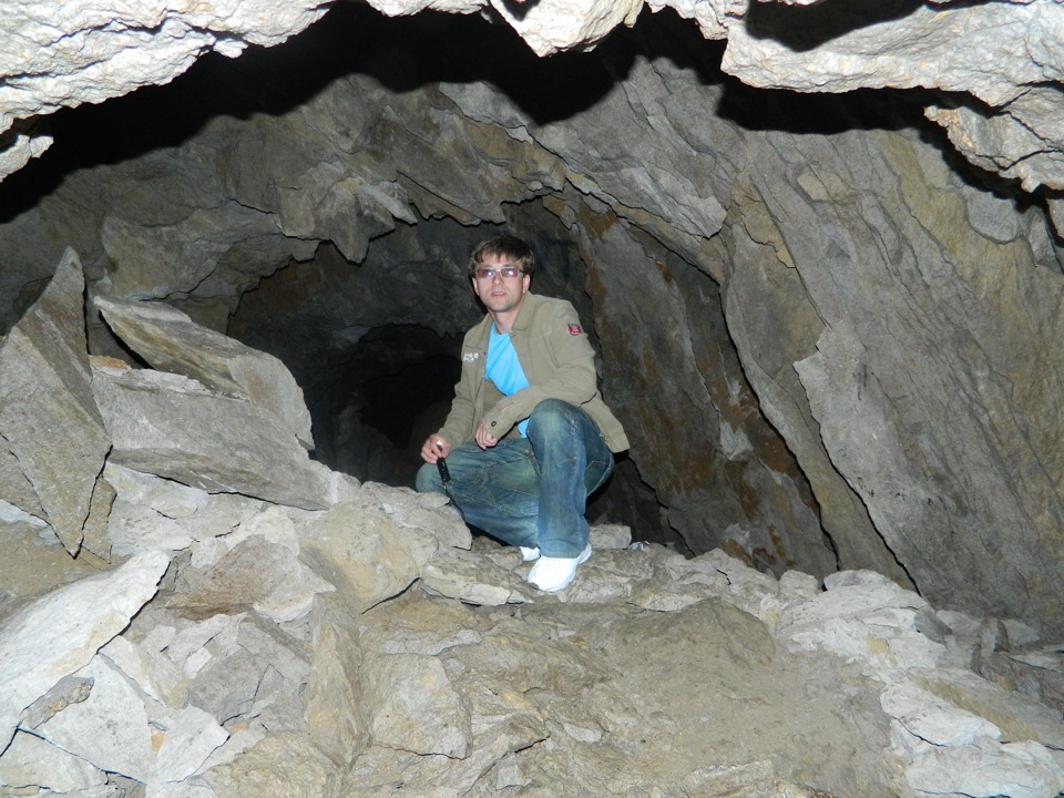 Железноводск пещера. Грот вечной мерзлоты в Железноводске. Гора Развалка Железноводск пещера вечной мерзлоты. Грот летней мерзлоты в Железноводске. Ледяная пещера Железноводск.