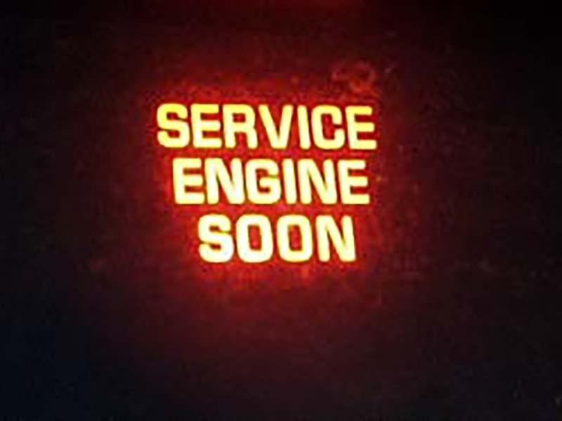 Светильник check engine. Перевести на русский service engine soon. Engine service что это. Ошибка service engine soon что это. Тату check engine.