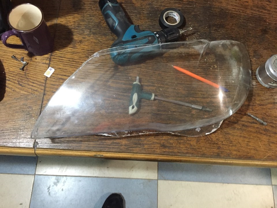 Реставрация фары. — BMW 7 series (E65/E66), 4 л, 2006 года | визит на ...