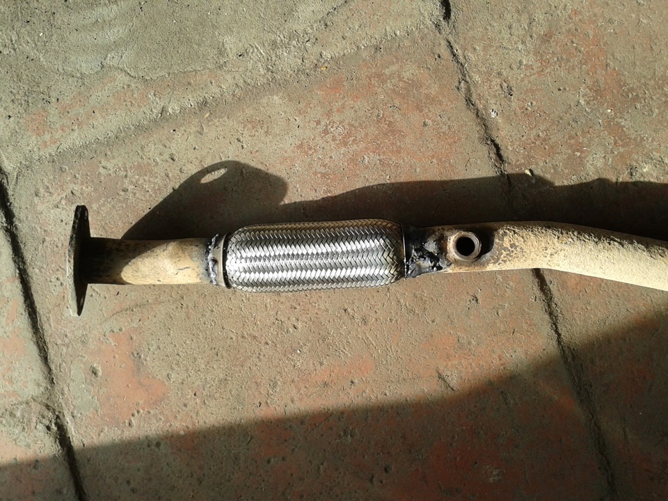 замена гофры на глушителе — KIA Cerato (1G), 1,6 л, 2004 года | своими ...